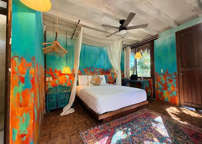 Alma Libre Hotel