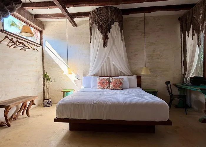 Alma Libre Hotel
